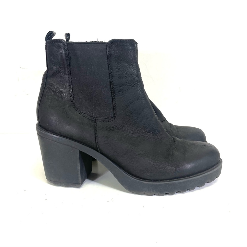 Vagabond black leather ankle boots size 39